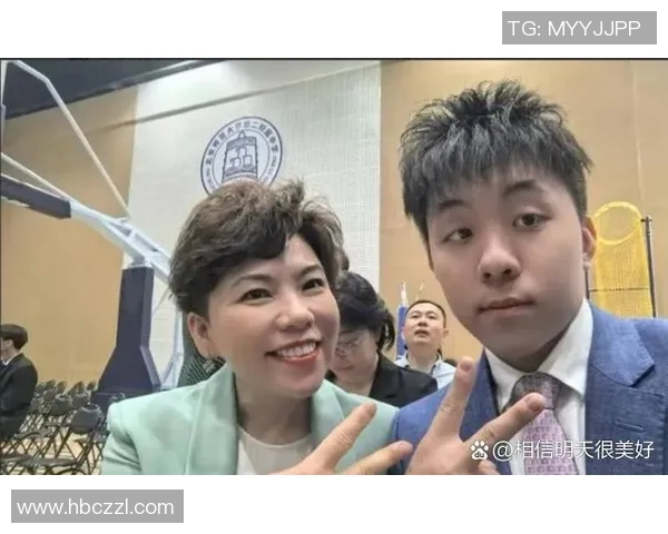 王芳专访：从青涩小将到乒乓球传奇的辉煌旅程回顾